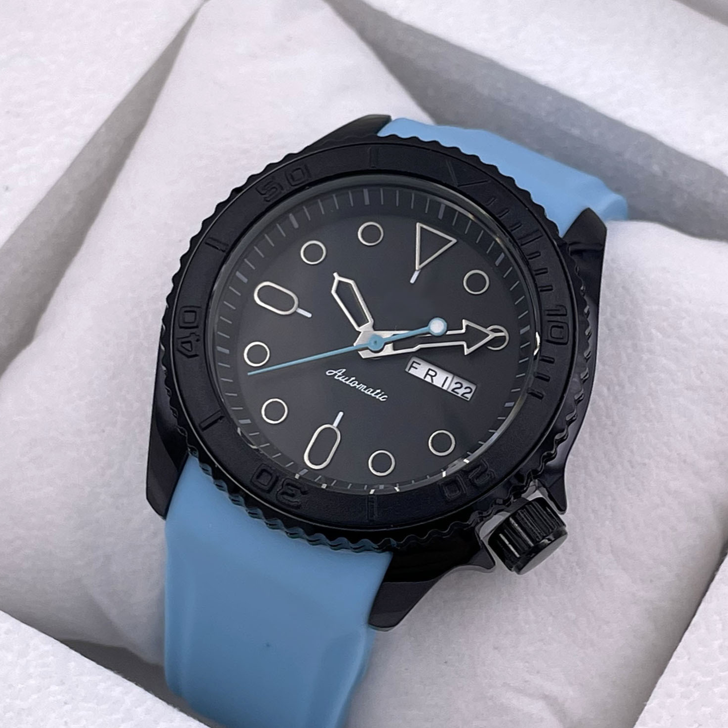 Men's Silicone Strap Quartz Watch