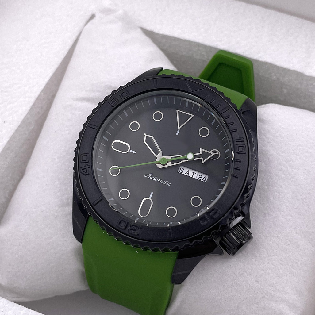 Men's Silicone Strap Quartz Watch